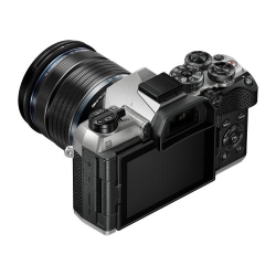 OM SYSTEM OM-5 II 1245 Kit silver