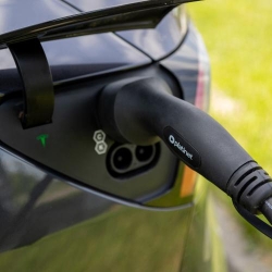 PLATINET EV PORTABLE CAR CHARGER  EV/PHEV AC TYPE 2 32A 22 KW CEE 5M LCD WIFI TUYA BLACK