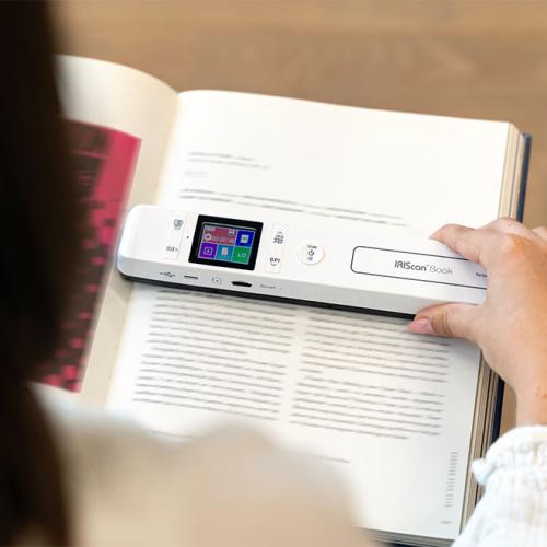 IRIScan Book 7 Cordless portable colour scanner